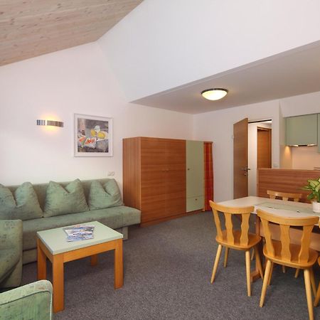 Ferienwohnungen Broser Obergurgl Rum bild