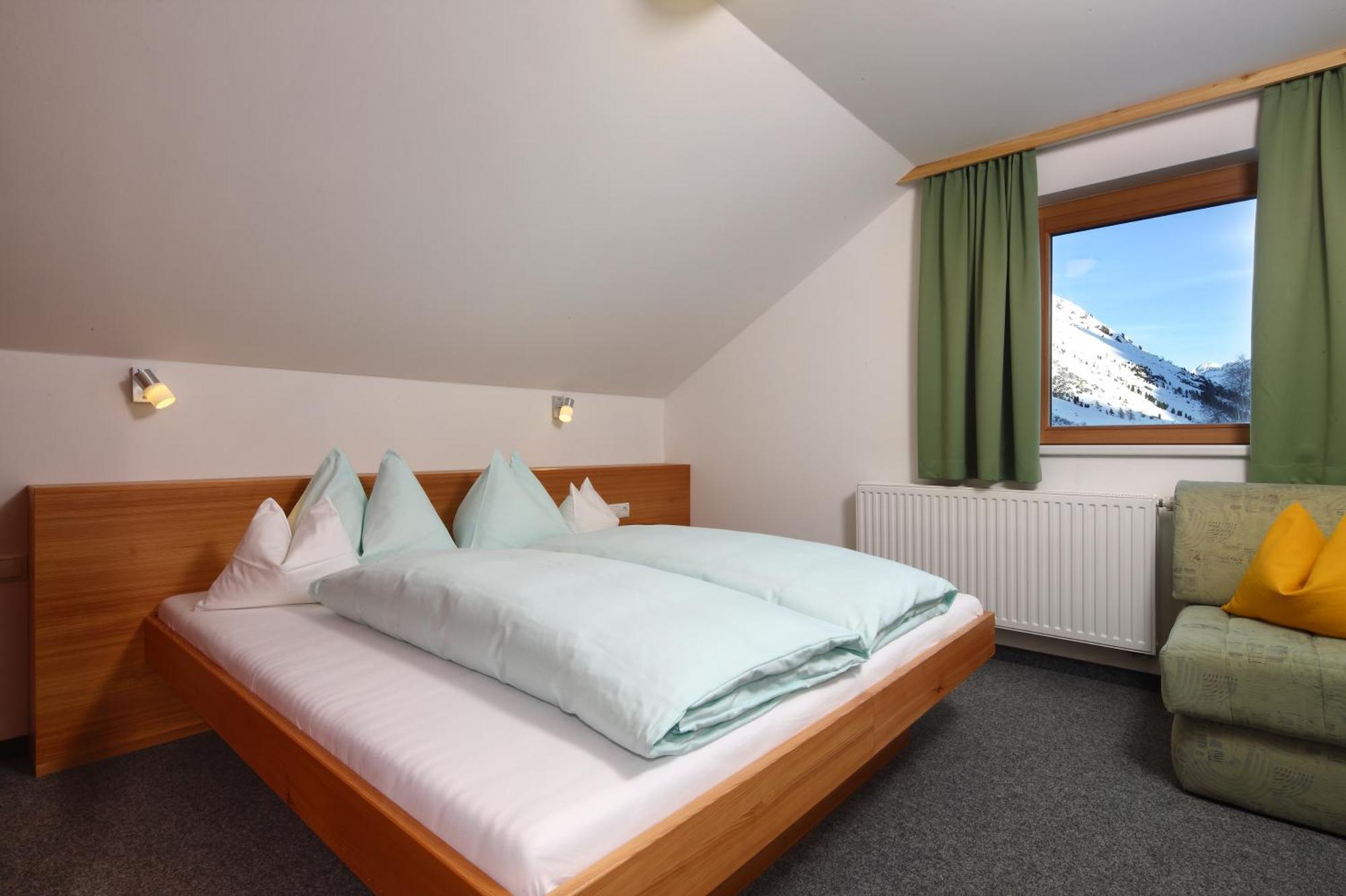Ferienwohnungen Broser Obergurgl Rum bild
